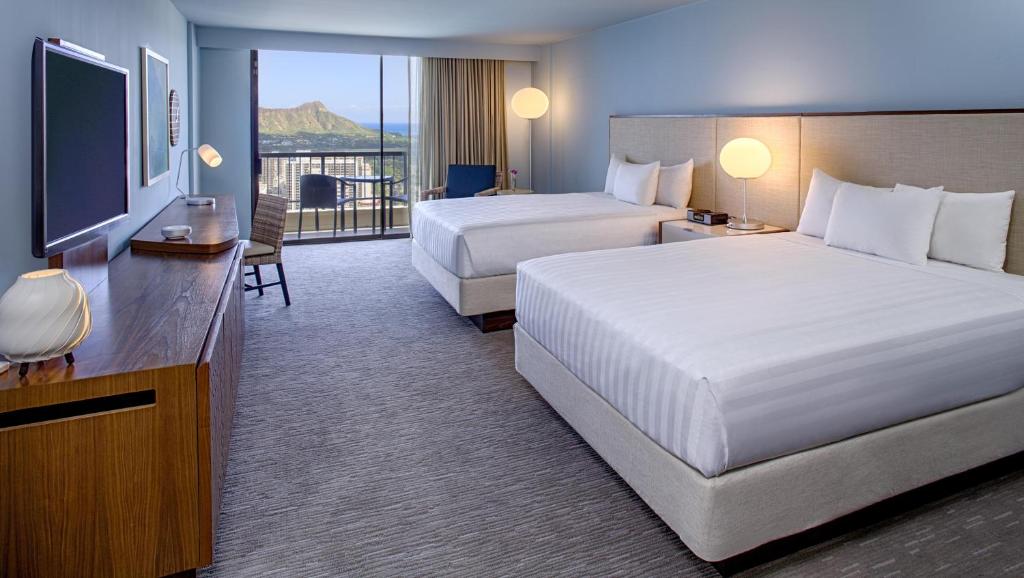 Honolulu family accommodations